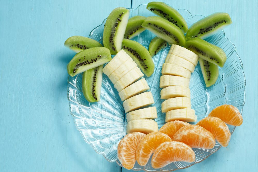 10 Easy & Nutritious Kid-Friendly Snack Foods