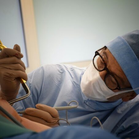 Top 10 Clinics for Breast Augmentation in the U.S.A: Our Expert Recommendations