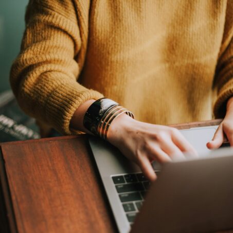 Content Creation 101: Mastering Online Presence with Expert Tips
