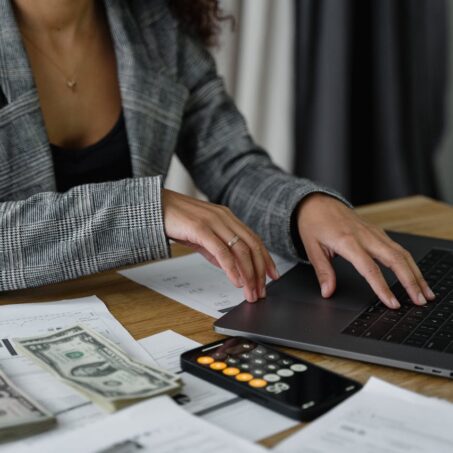 Photo by Tima Miroshnichenko: https://www.pexels.com/photo/a-woman-in-plaid-blazer-using-her-laptop-6693661/