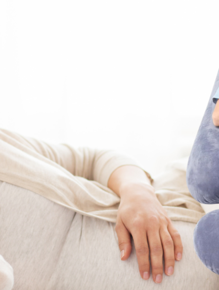 The Pregnancy Pillow That Alleviates Hip Discomfort and Joint Pain