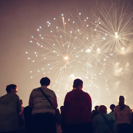 Firework Store Chicago: Why City Residents Prefer Local Fireworks Retail Over Traveling Farther Out