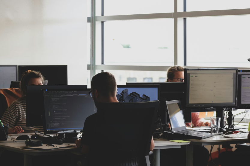 IT Support Services Trends 2026 Ensuring Uptime in AI-Driven Digital Workplaces