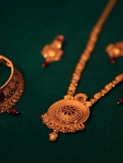 The Quick Sale or the Patient Sale: How to Choose When You Sell Gold Coins