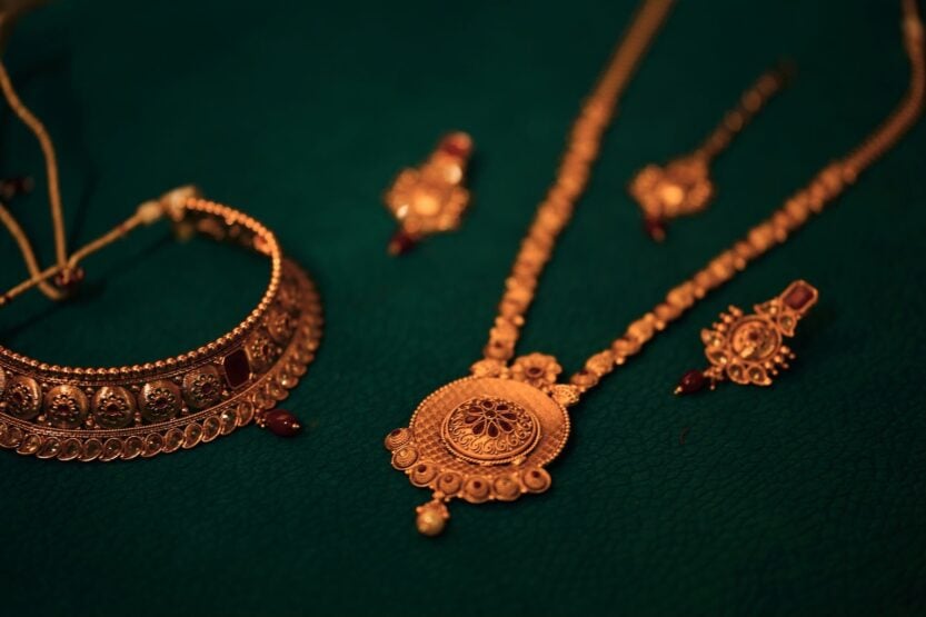 The Quick Sale or the Patient Sale: How to Choose When You Sell Gold Coins